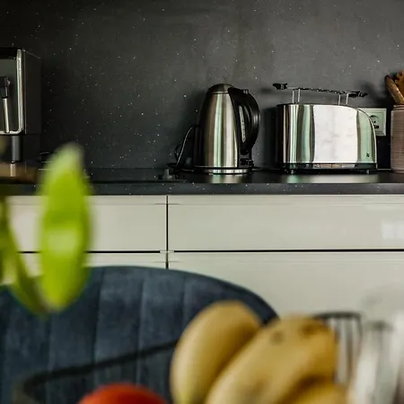 Hausboot Kuestennebel * Ribnitz-Damgarten