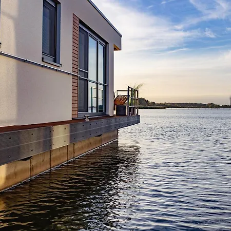 Semesterbostad Hausboot Kuestennebel *