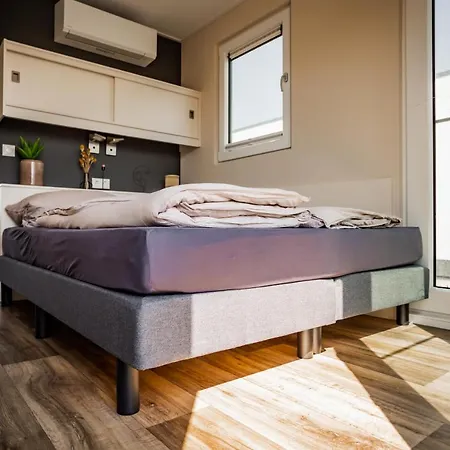 Semesterbostad Hausboot Kuestennebel *